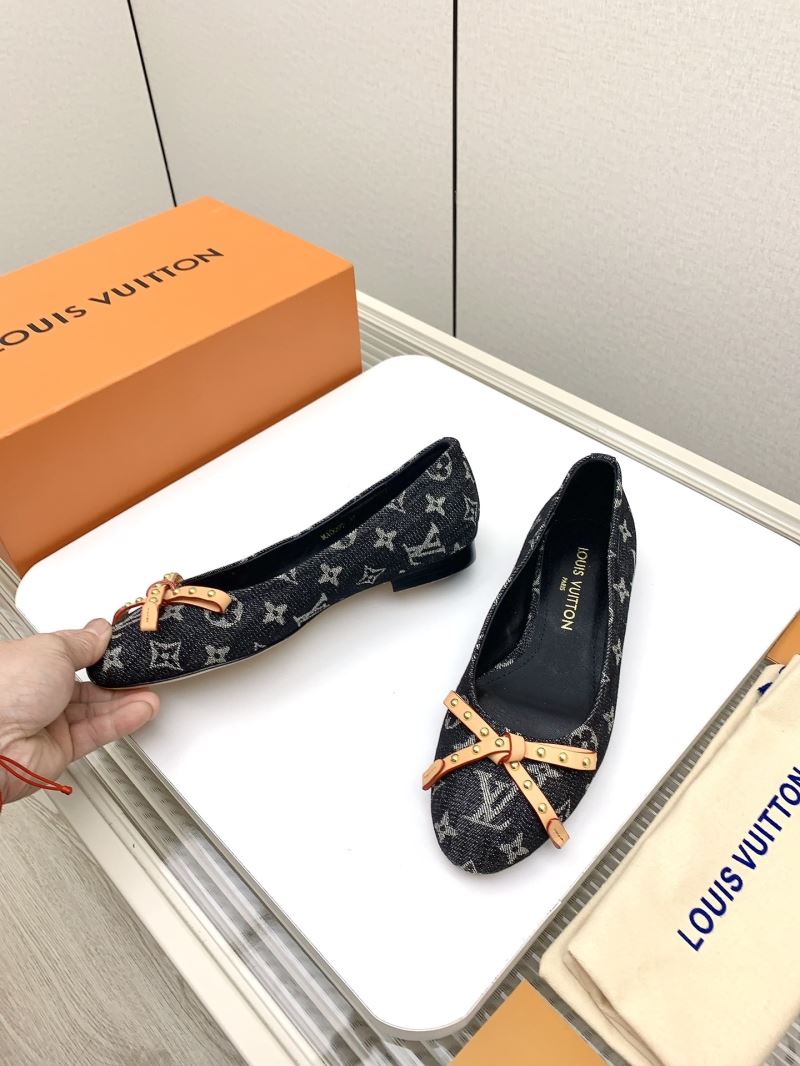 Louis Vuitton Low Shoes